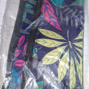 Floral Print Navy Women's Zipper Pouch